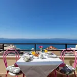 Danica Apartman *
